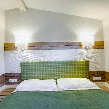 Camping Chalets Brunner Am See Villa Dobriach Bilik gambar