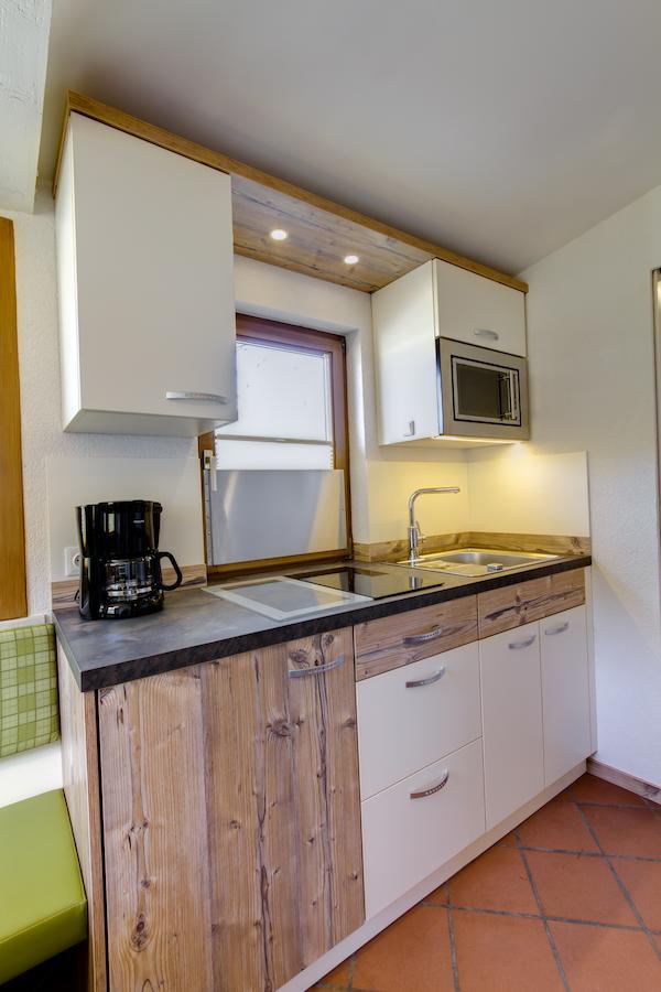 Camping Chalets Brunner Am See Villa Dobriach Bilik gambar